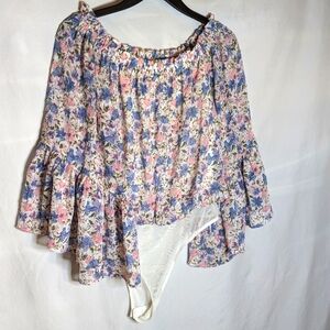 Lush floral blouse over off shoulder bodysuit New sz L